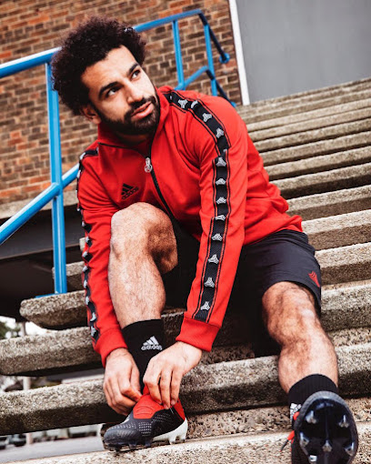 Adidas top tango red